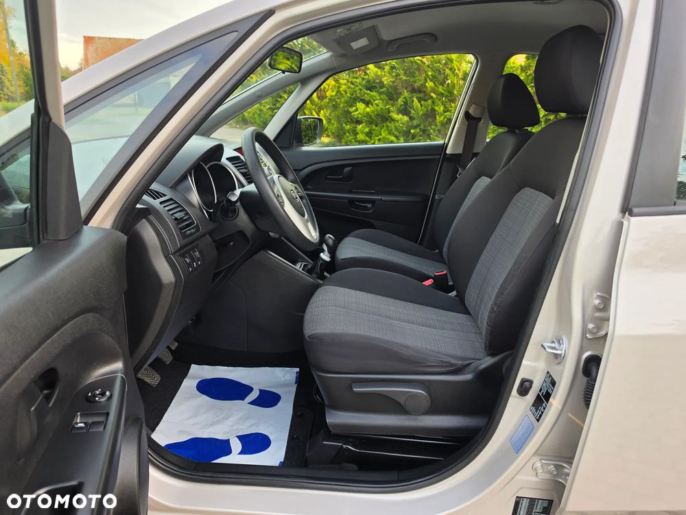 Kia Venga 1.4 CVVT Dream-Team Edition - 24