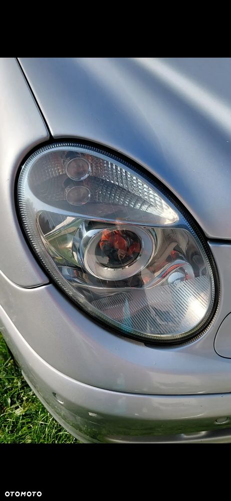 Mercedes-Benz E-Class 2004 photo 4