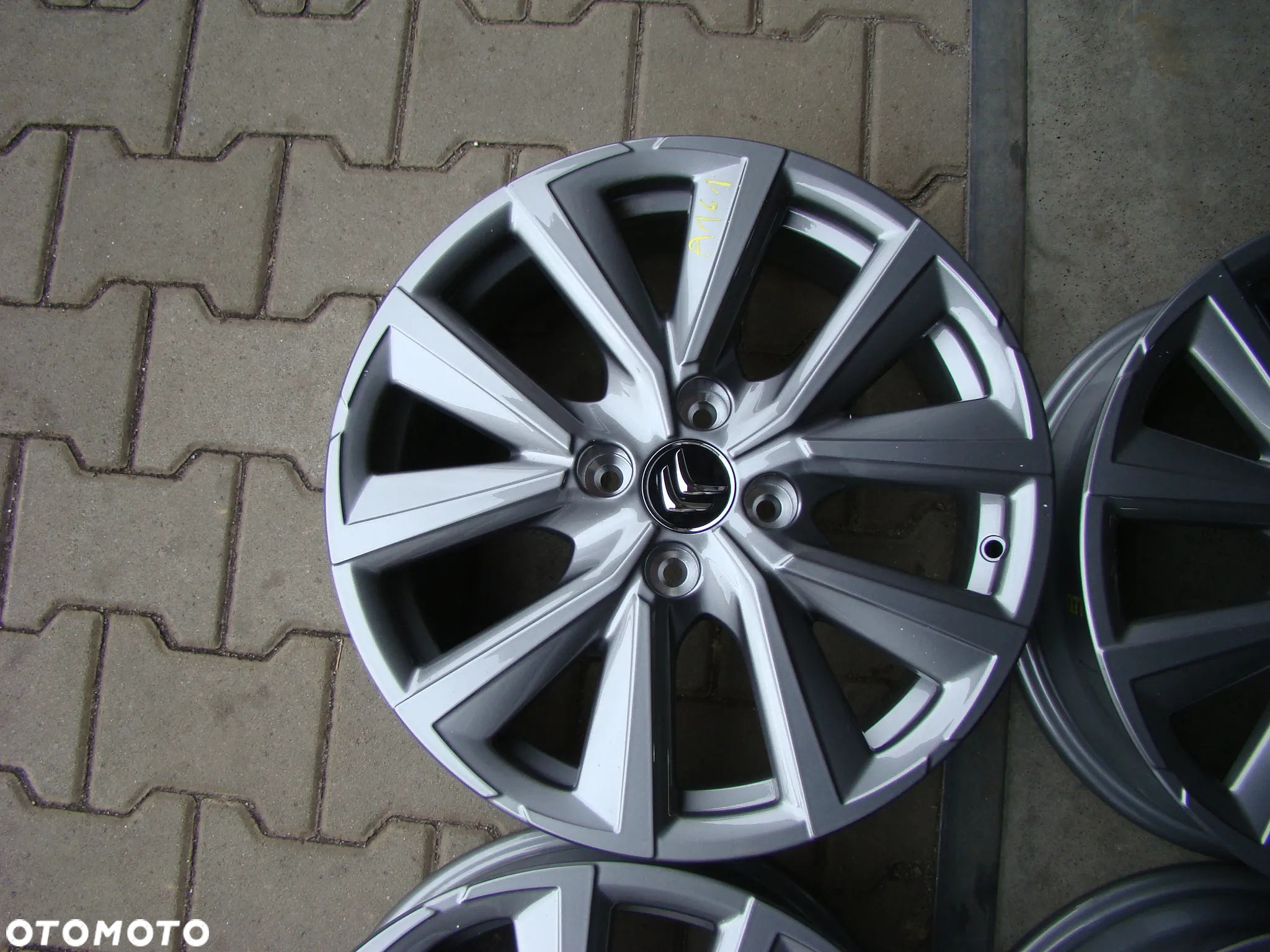 a161 4x108 Citroen C2 C3 C4 C5 DS4 Grand C4 Picasso 6,5jx17 - 2