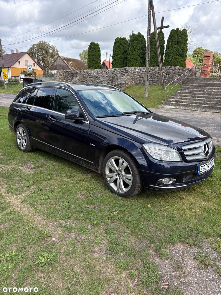 Mercedes-Benz Klasa C 220 CDI BlueEff Avantgarde - 1