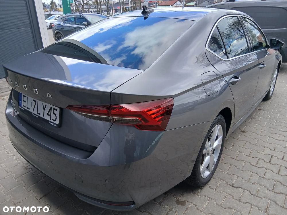 Skoda Octavia 1.5 TSI mHEV Edition 130 Selection DSG - 6