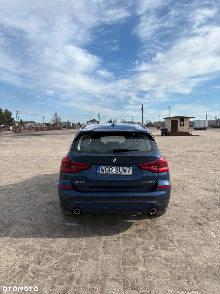 BMW X3 xDrive20d xLine - 12