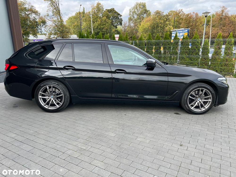 BMW Seria 5 2020 photo 4