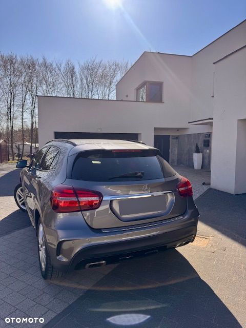 Mercedes-Benz GLA 250 4-Matic AMG Line - 5