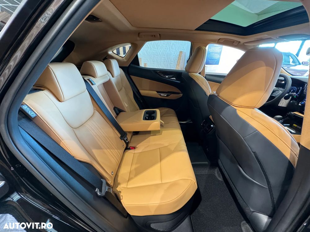 Lexus Seria NX 450h+ AWD CVT PHEV Executive - 26