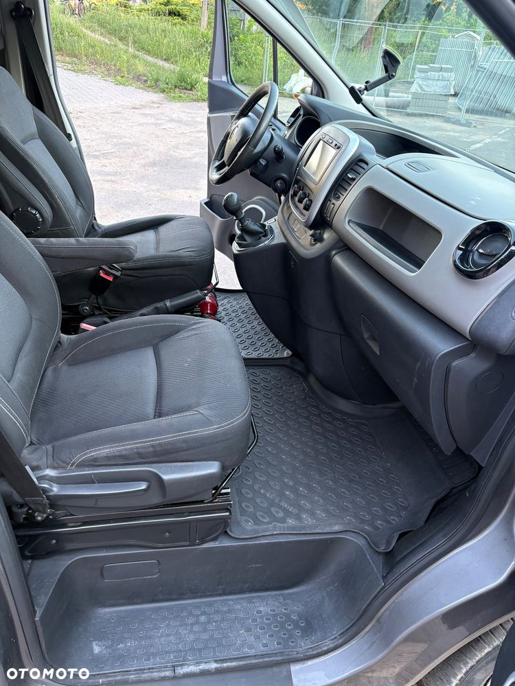 Renault Trafic - 13