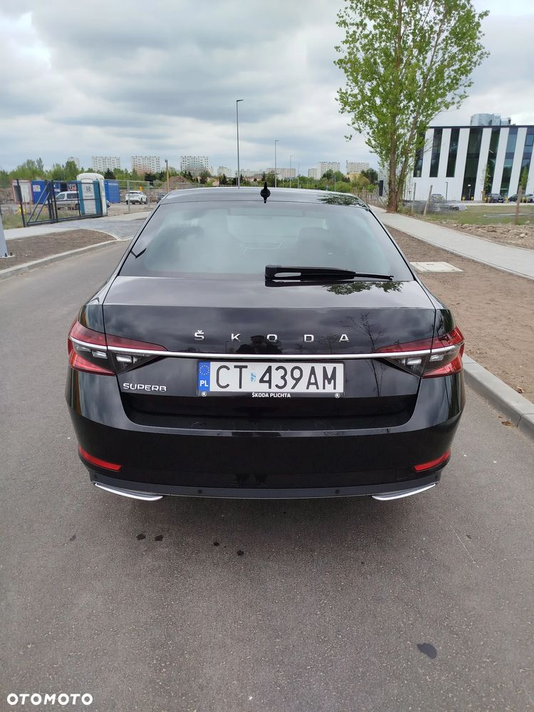 Skoda Superb 2.0 TDI SCR L&K DSG - 11