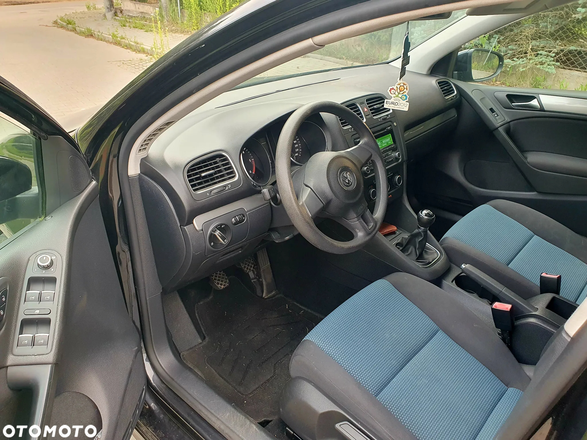 Volkswagen Golf 1.6 TDI BlueMotion Technology Comfortline - 5
