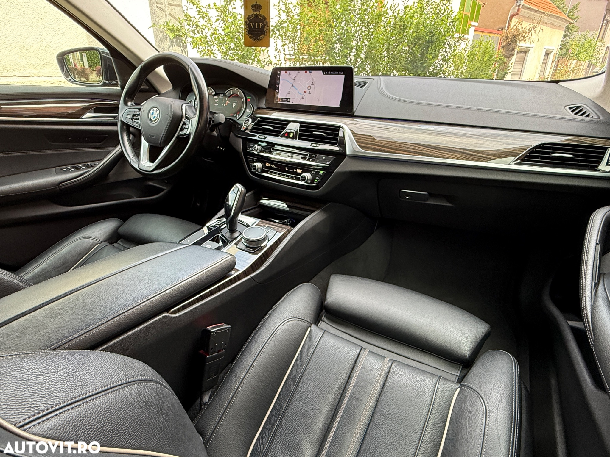 BMW Seria 5 520d AT - 7