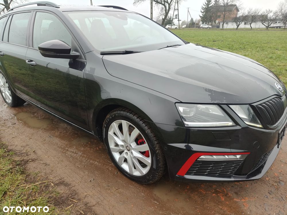Skoda Octavia 2.0 TDI DSG RS - 2