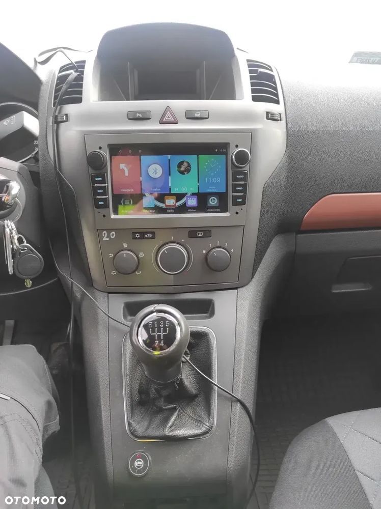 Opel Zafira 1.8 - 13