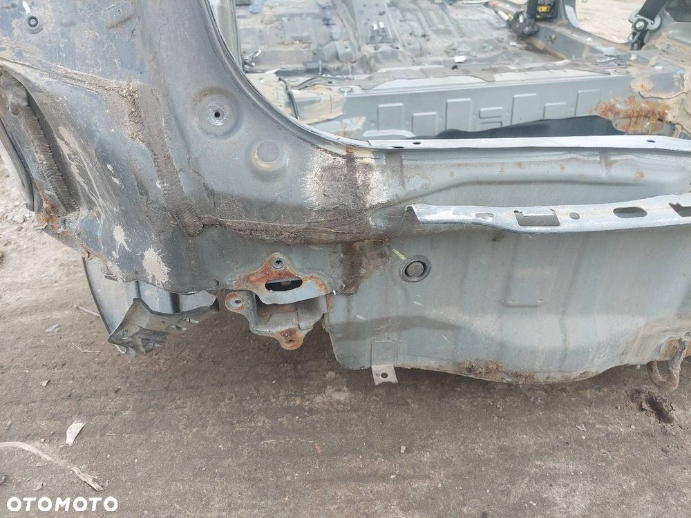 WANNA BAGAŻNIKA PAS TYLNY HONDA CIVIC VIII B92P - 3