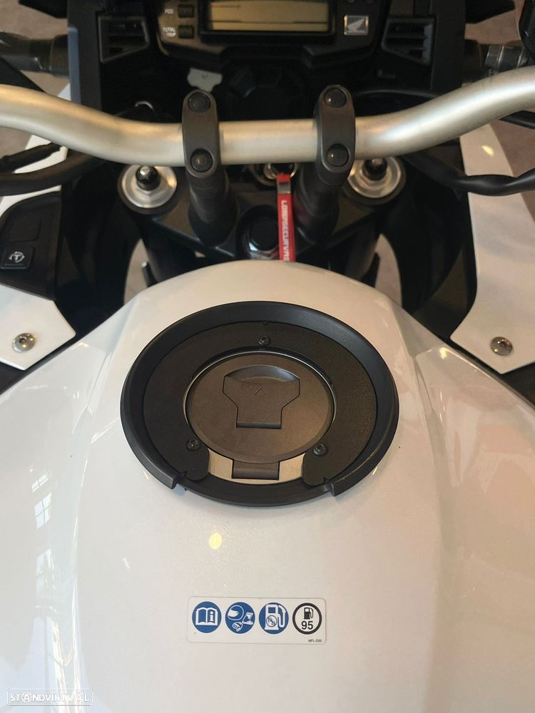 Honda VFR 1200X - 3