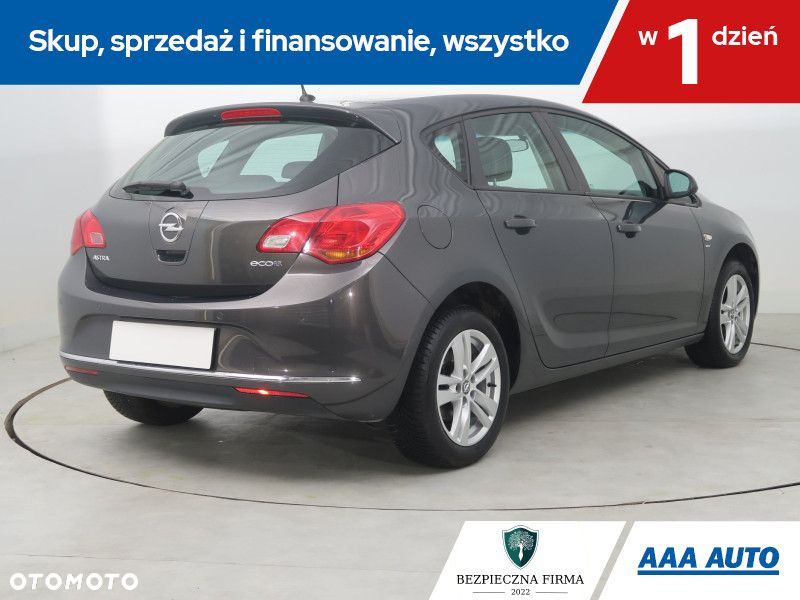 Opel Astra - 7