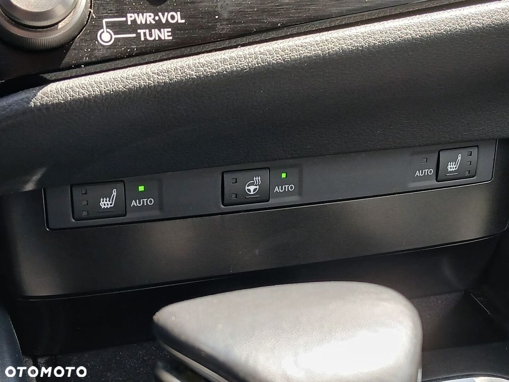 Lexus ES - 25