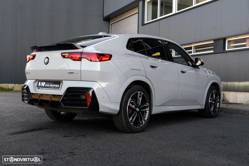 BMW iX2 eDrive20 Pack Desportivo M Pro - 5