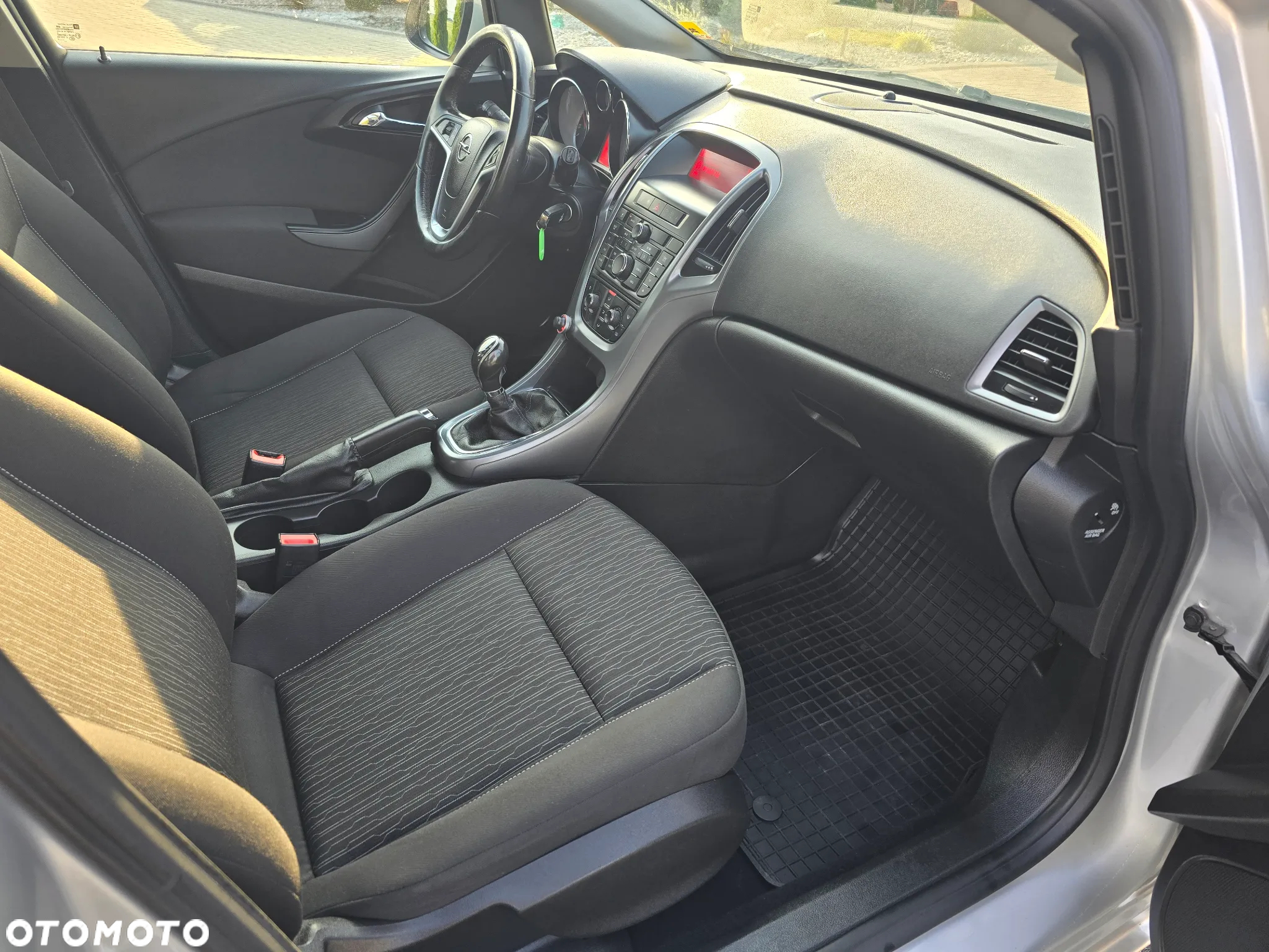 Opel Astra IV 1.6 CDTI Enjoy - 9