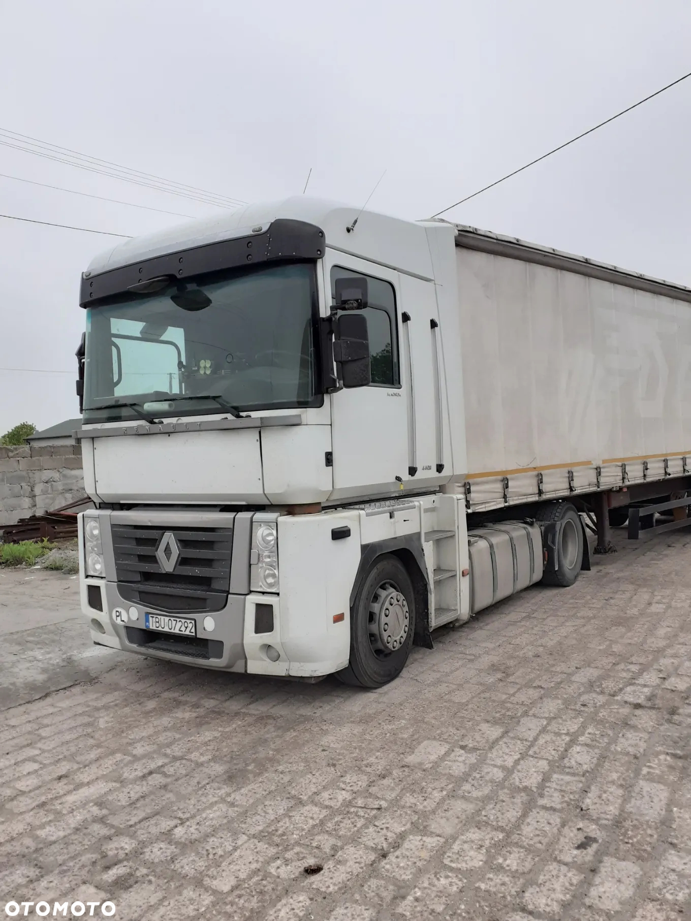 Renault MAGNUM - 2