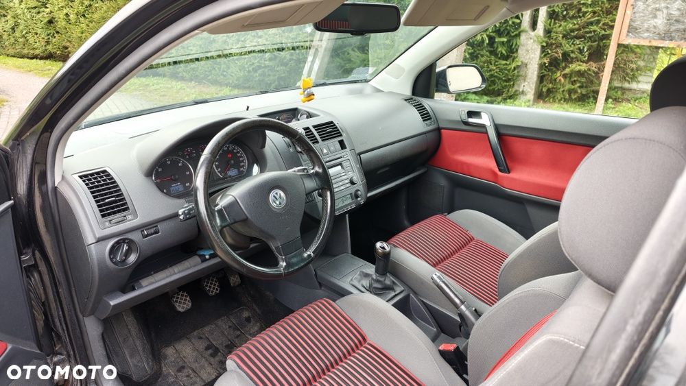 Volkswagen Polo - 4
