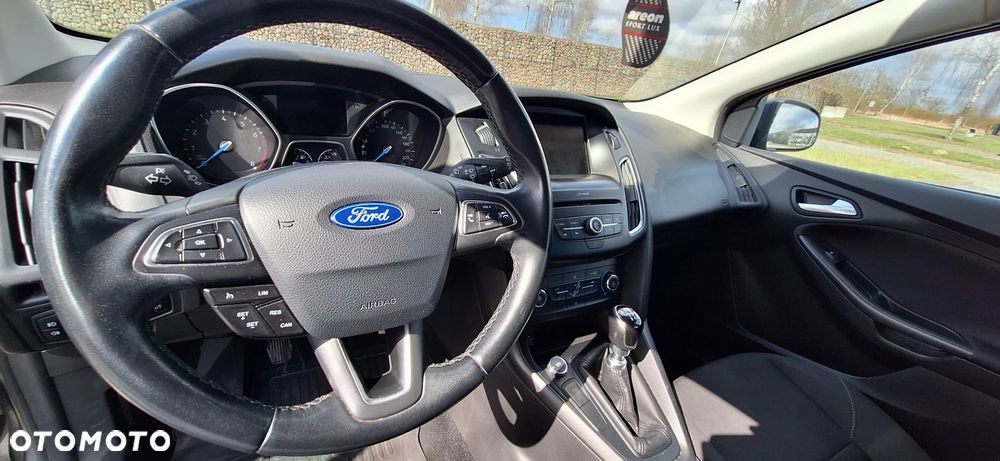 Ford Focus 1.0 EcoBoost Edition - 18