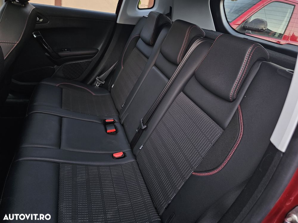 Peugeot 2008 - 6