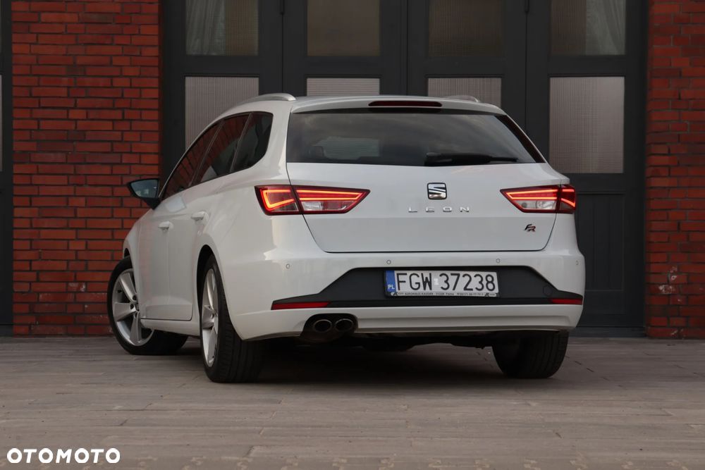 Seat Leon 2.0 TDI DPF Start&Stop DSG FR - 15