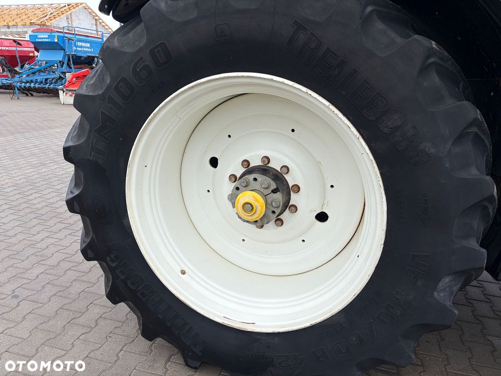 New Holland - 15