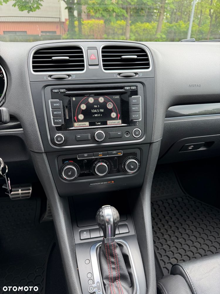 Volkswagen Golf 2.0 GTI DSG - 27