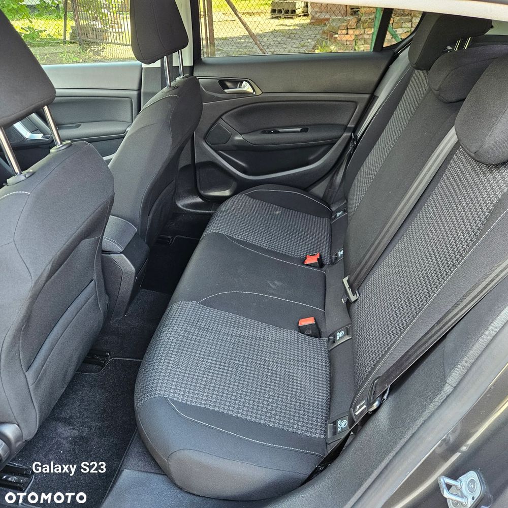 Peugeot 308 BlueHDi 130 EAT8 Allure - 17