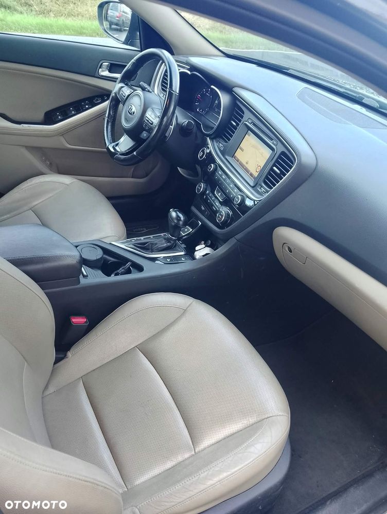 Kia Optima - 6