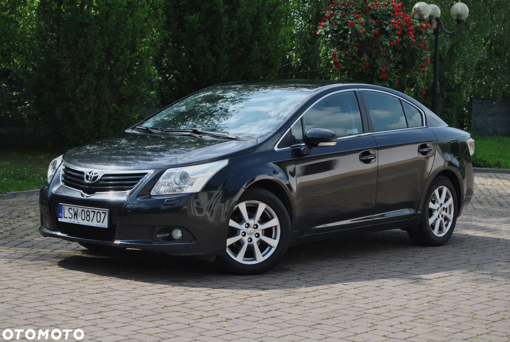 Toyota Avensis 2.0 D-4D Sol - 1