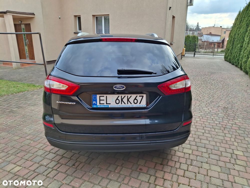 Ford Mondeo - 22