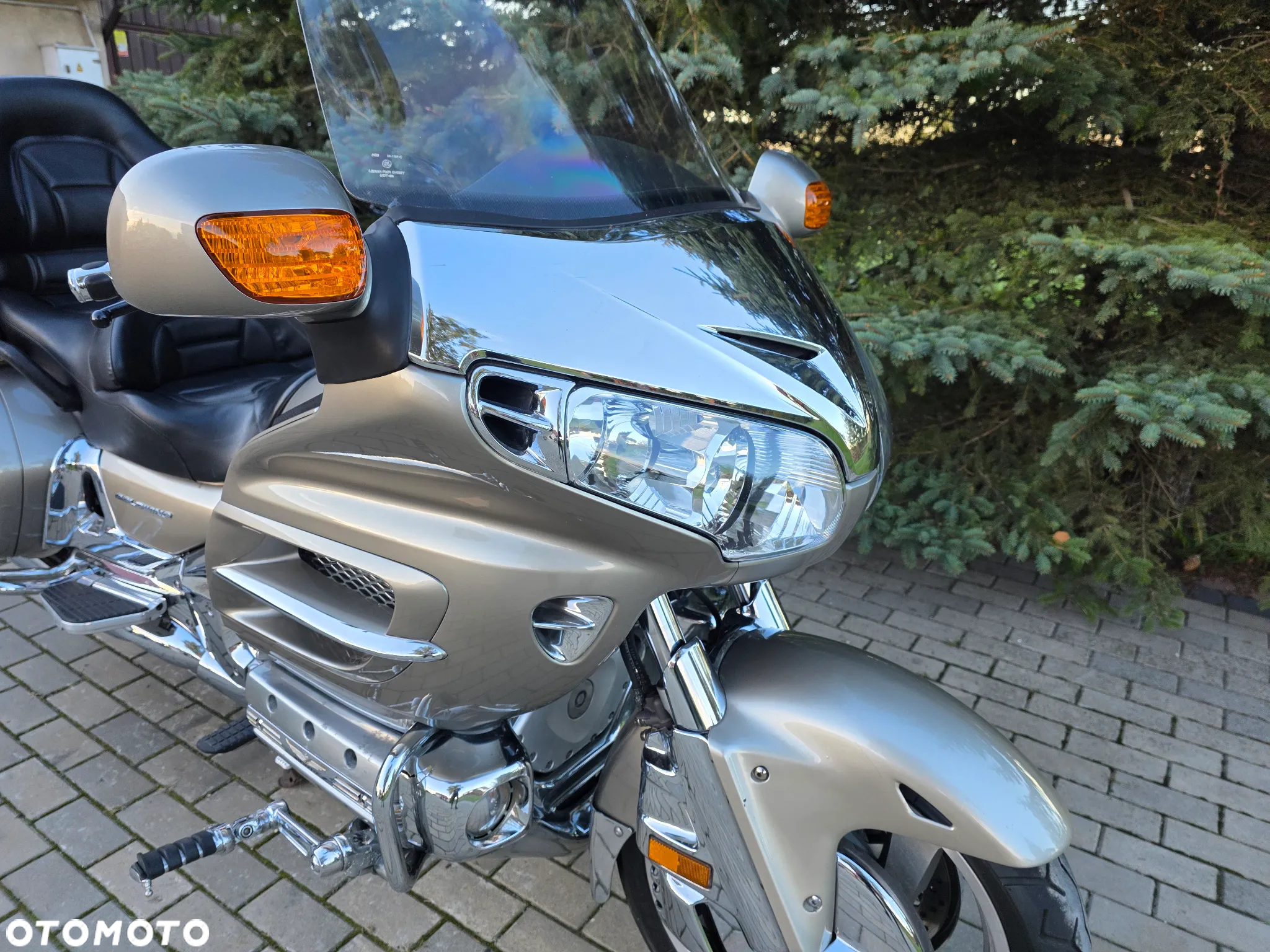 Honda GL - 11