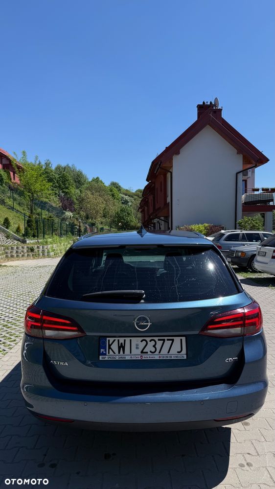Opel Astra 1.6 CDTI Essentia - 10