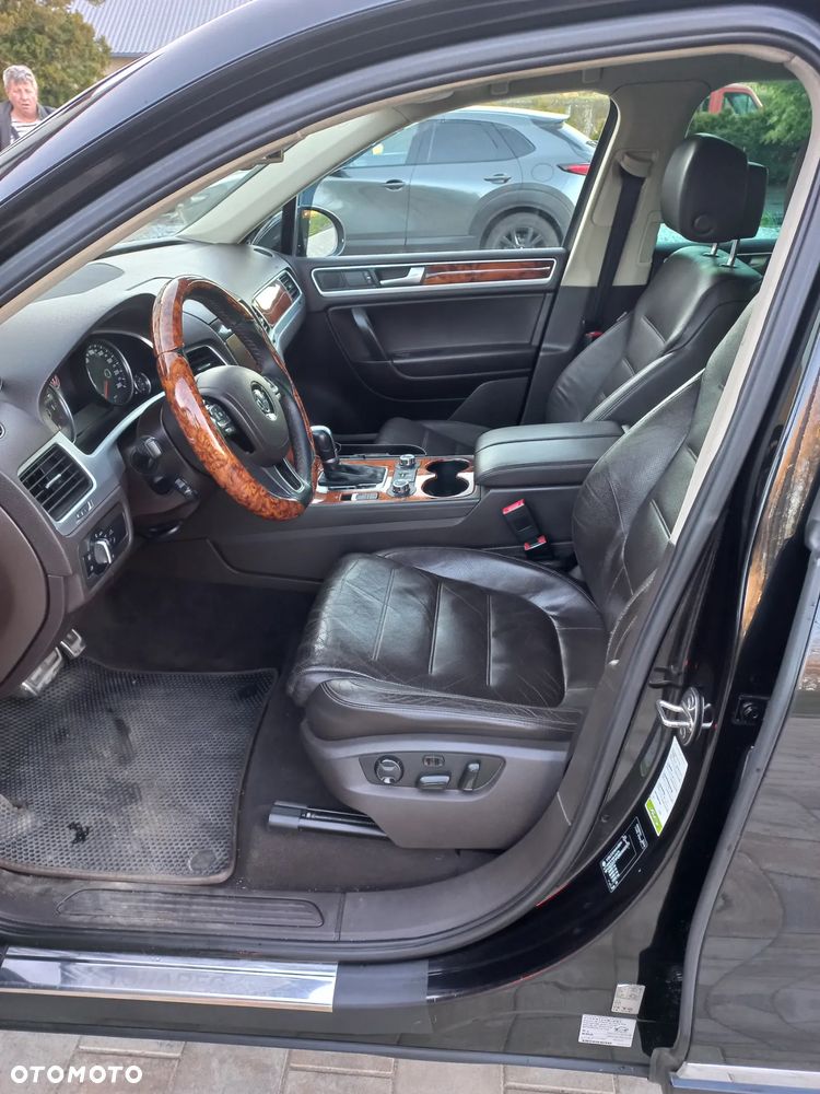 Volkswagen Touareg - 13