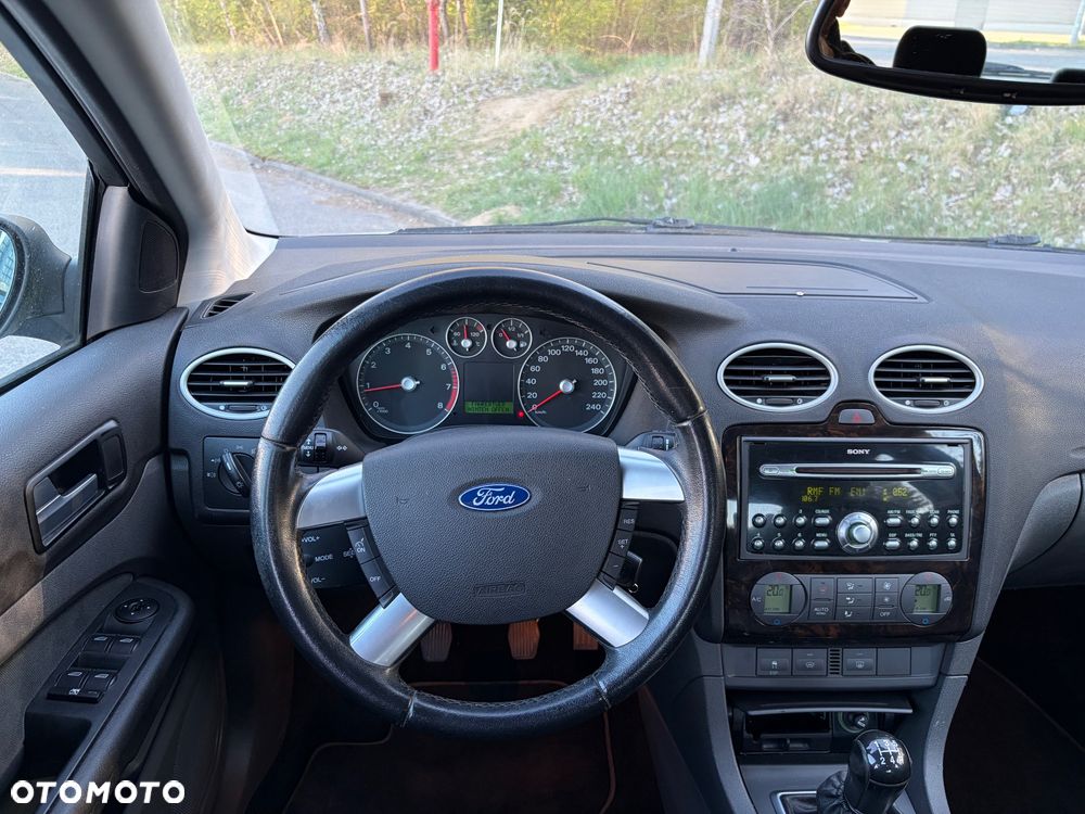Ford Focus - 10