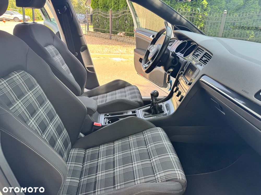 Volkswagen Golf 2.0 TDI BMT GTD - 19
