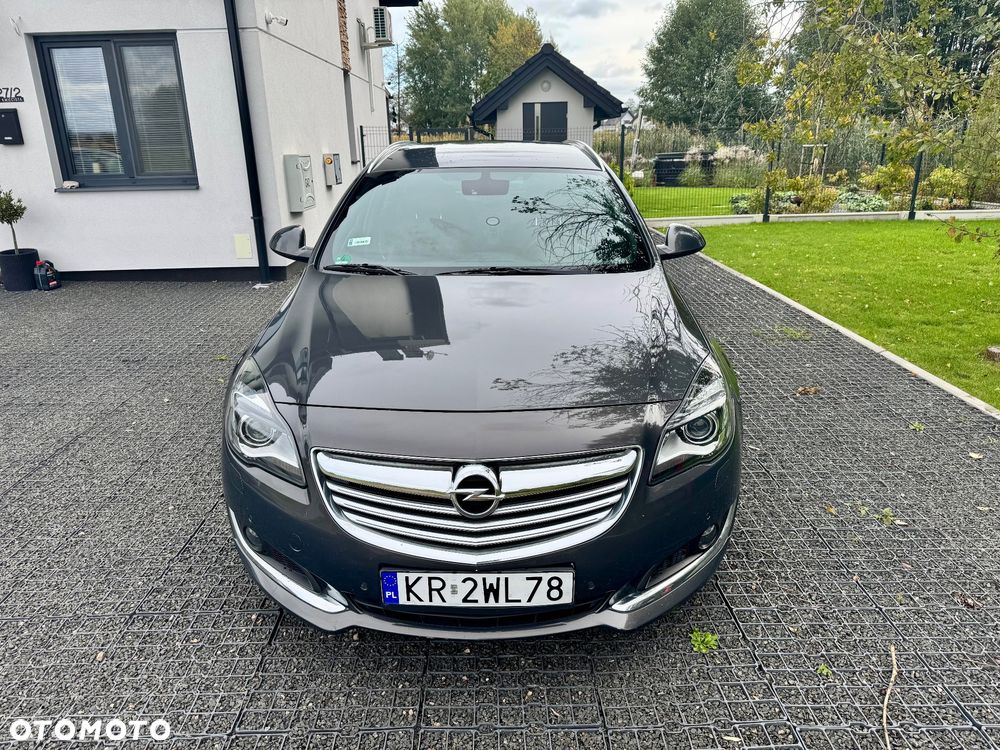 Opel Insignia 2.0 CDTI Sports Tourer 4x4 Automatik - 2