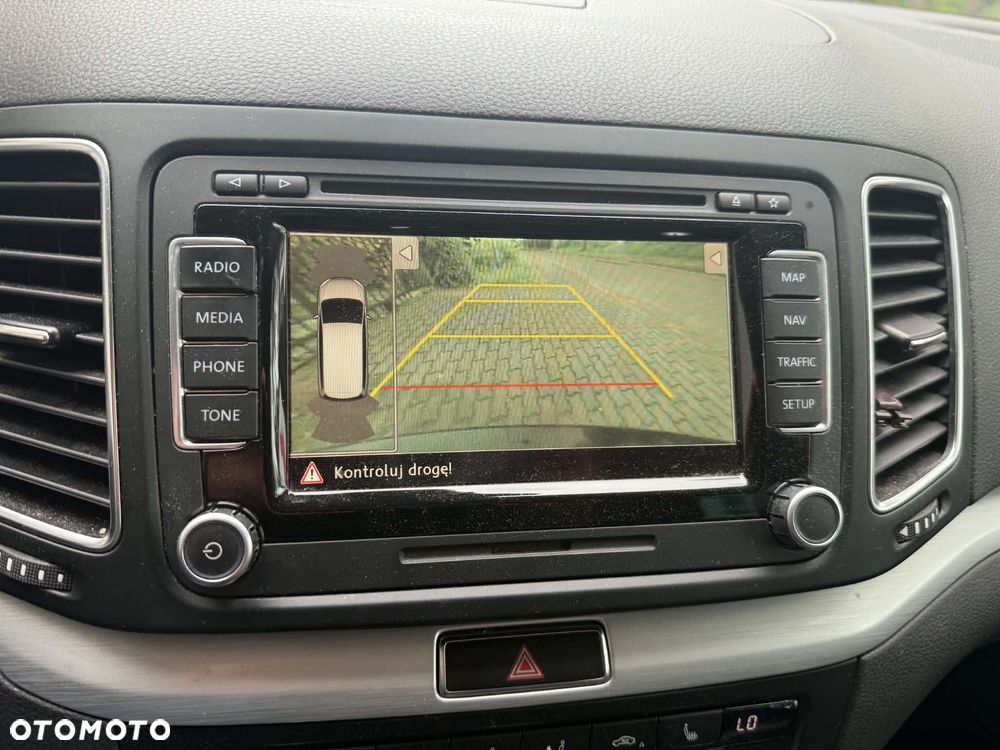 Volkswagen Sharan 2.0 TDI Highline DSG - 8