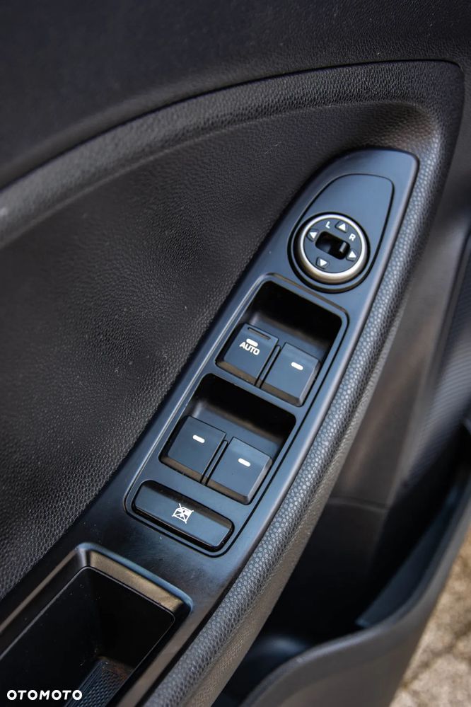 Hyundai i20 blue 1.0 T-GDI Passion - 18