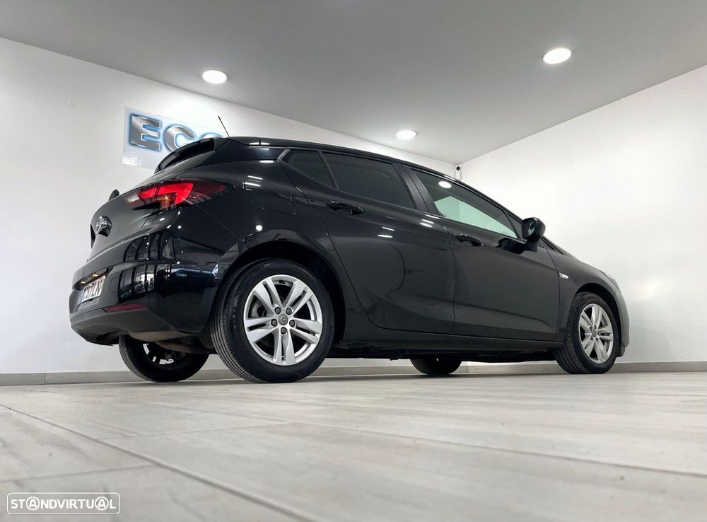 Opel Astra 1.2 Turbo Business Edition - 16