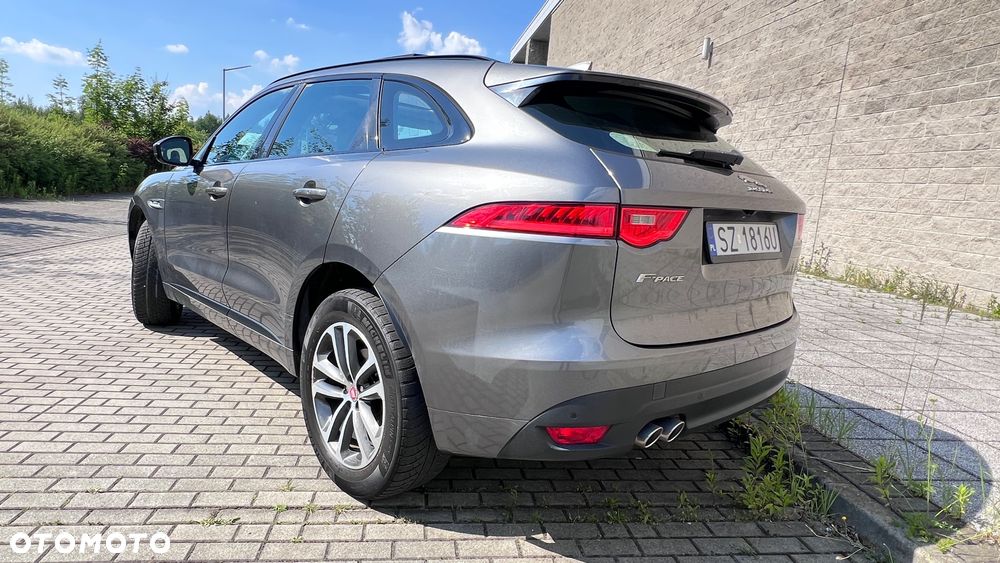 Jaguar F-Pace 2.0 i4D RWD R-Sport - 4