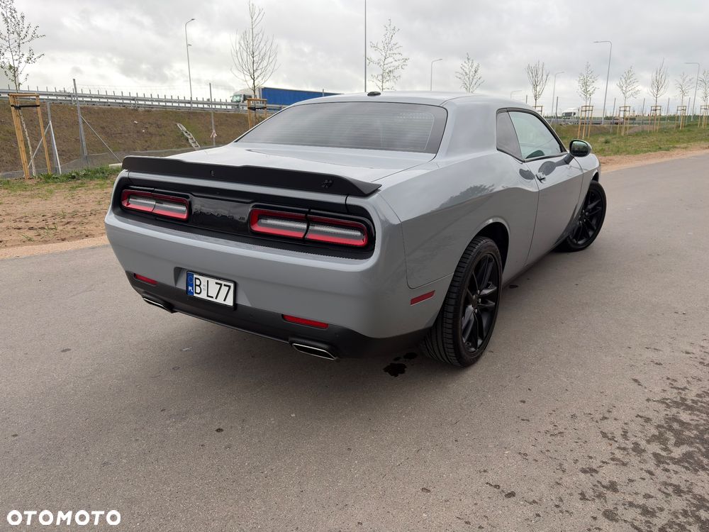 Dodge Challenger 3.6 GT AWD - 37