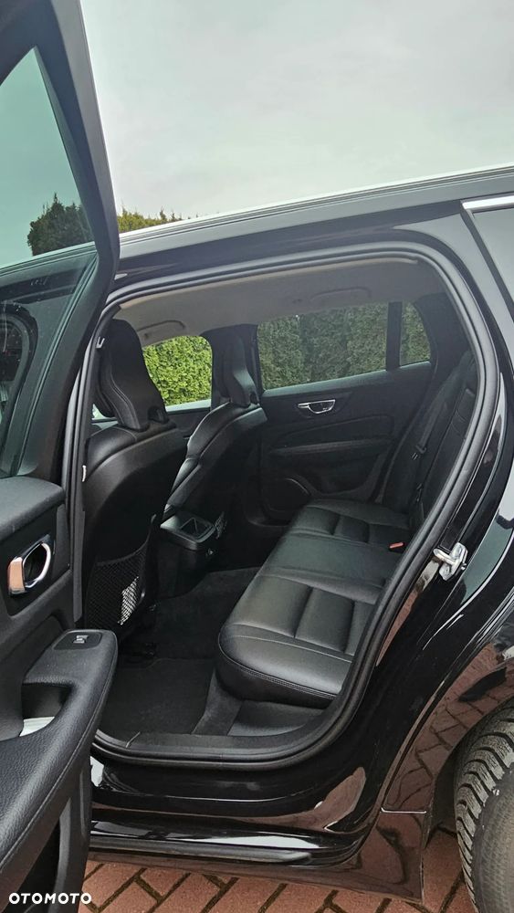 Volvo V60 D3 Momentum Pro - 13