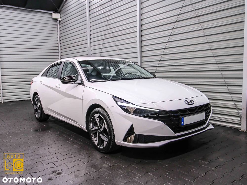 Hyundai Elantra 1.6 Executive CVT - 6