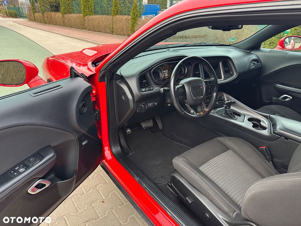 Dodge Challenger 3.6 SXT Plus - 14