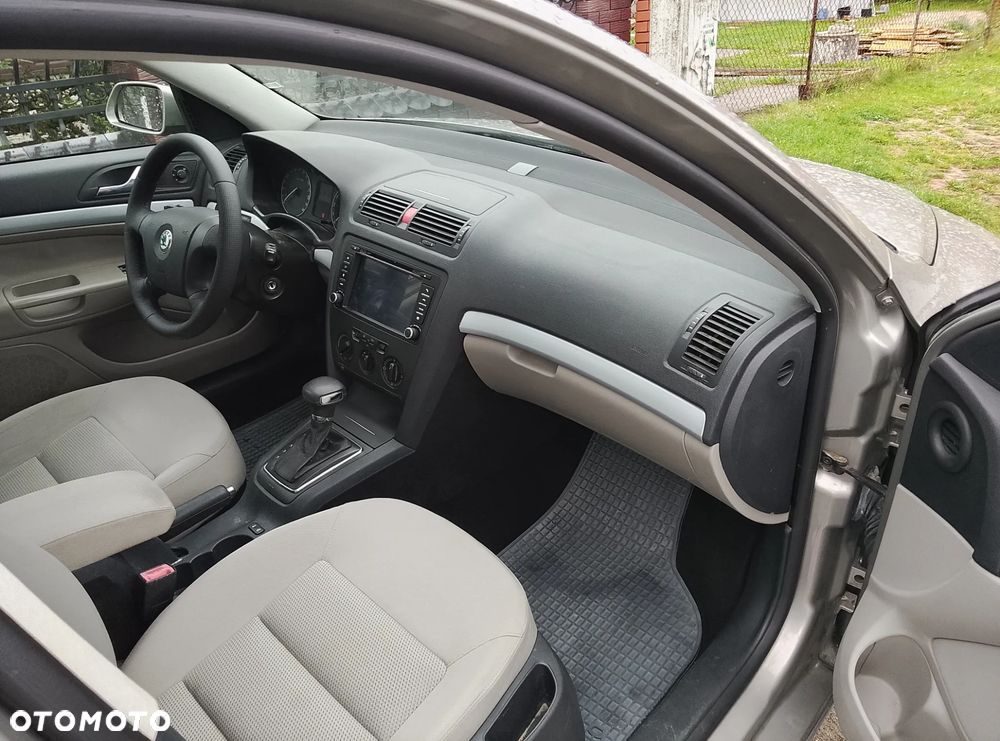 Skoda Octavia 2.0 FSI Automatik Elegance - 8