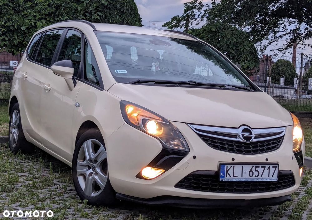 Opel Zafira - 17