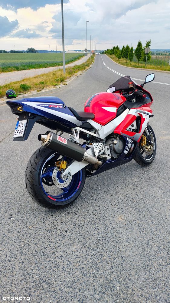 Honda CBR - 2