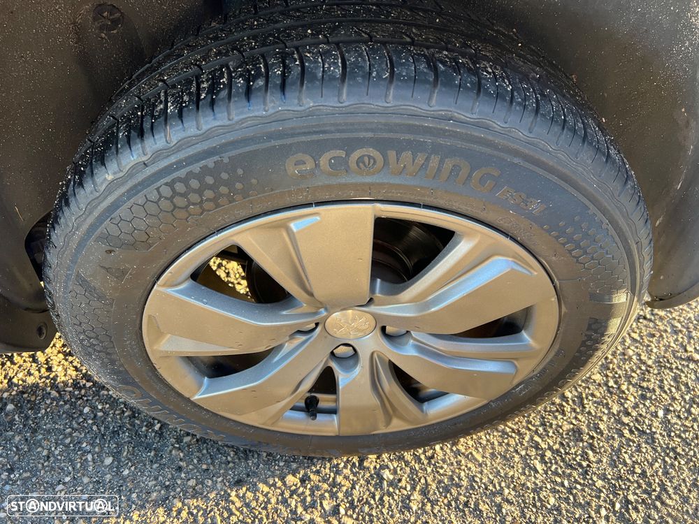 Peugeot 2008 1.2 PureTech Style - 18